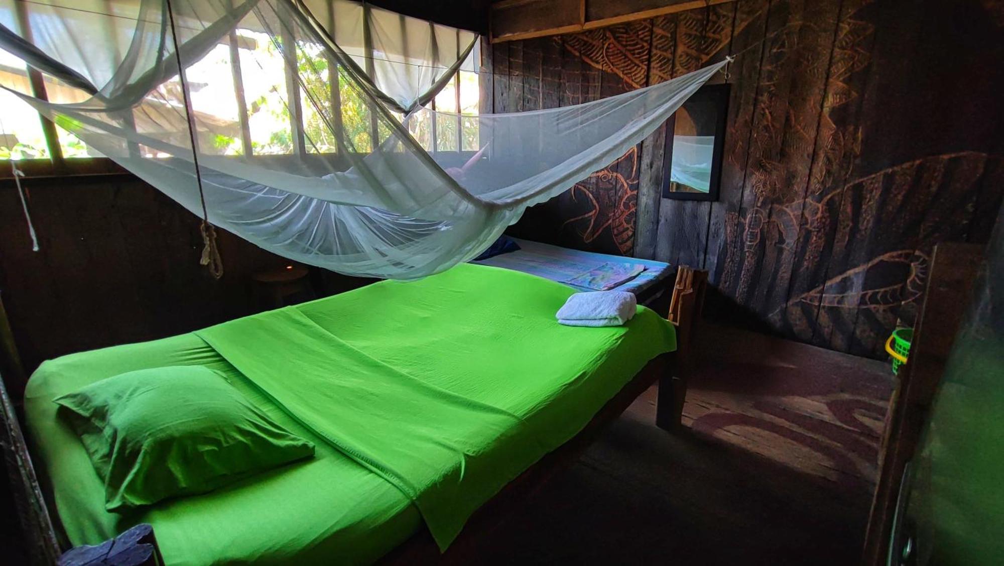 Hospedaje Y Tours Reina Arriera Amazonas Colombia Macedonia Bagian luar foto
