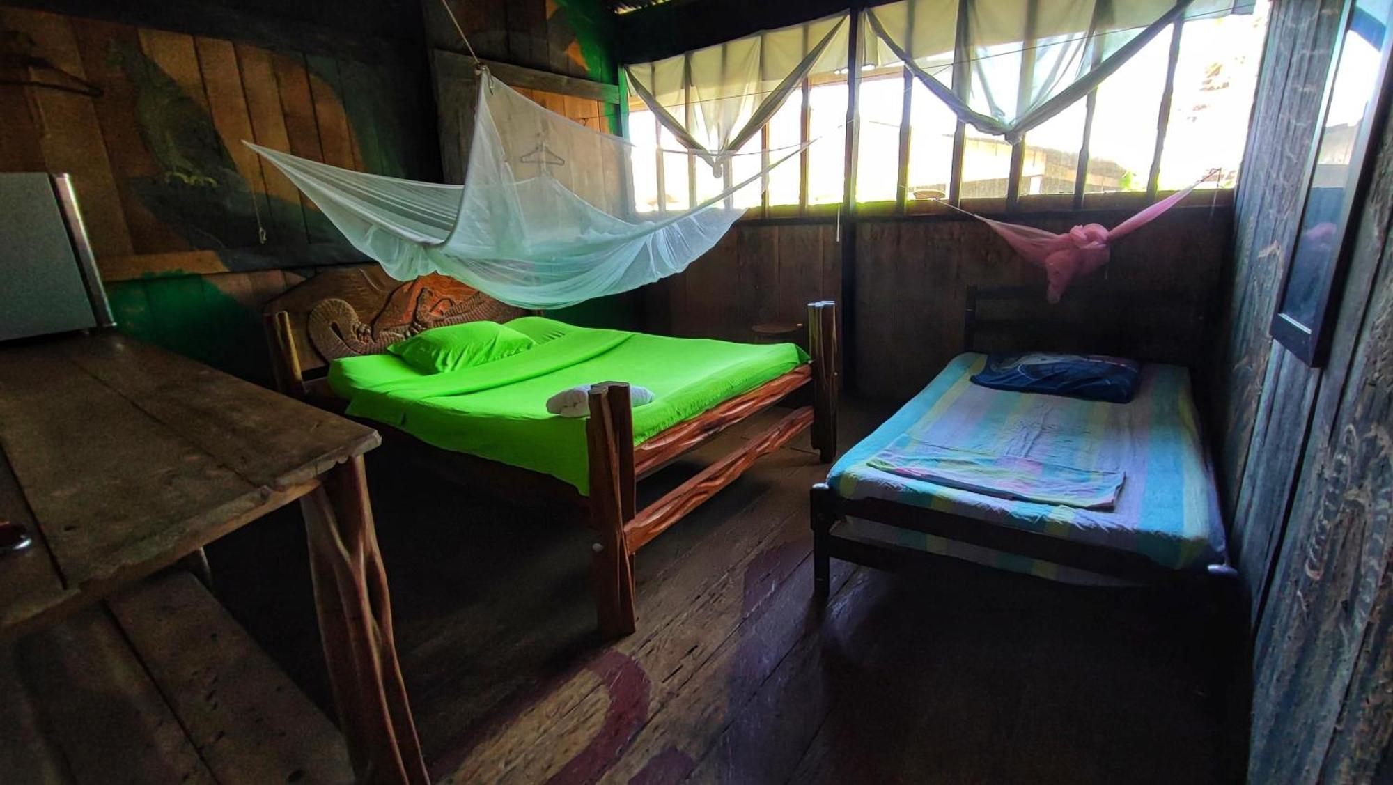 Hospedaje Y Tours Reina Arriera Amazonas Colombia Macedonia Bagian luar foto