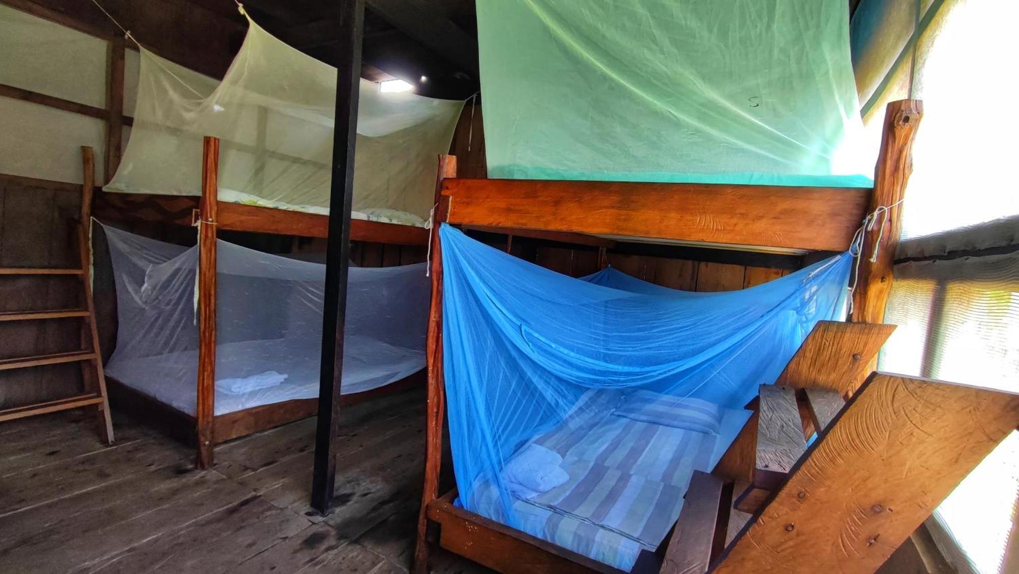 Hospedaje Y Tours Reina Arriera Amazonas Colombia Macedonia Bagian luar foto