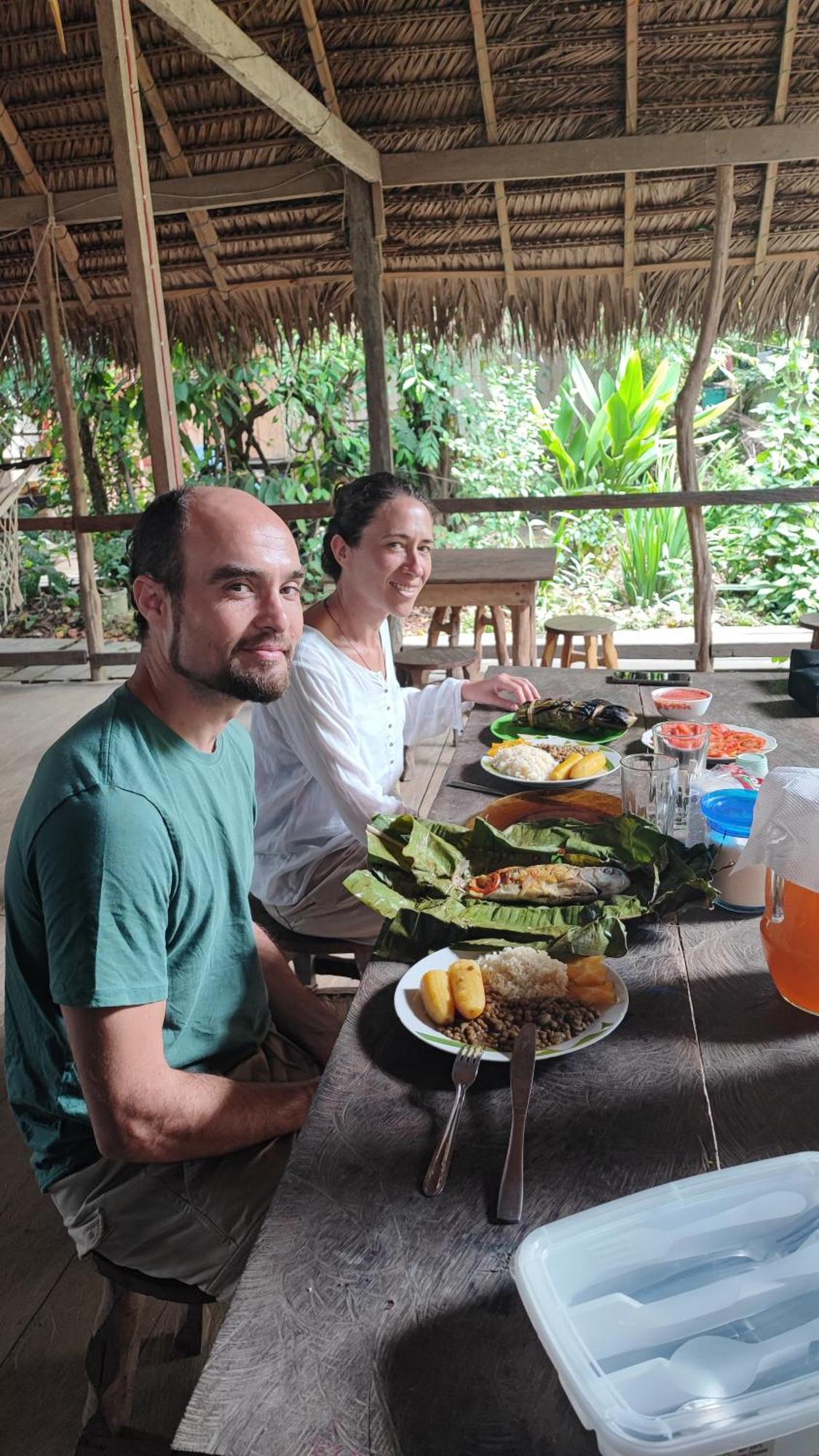 Hospedaje Y Tours Reina Arriera Amazonas Colombia Macedonia Bagian luar foto